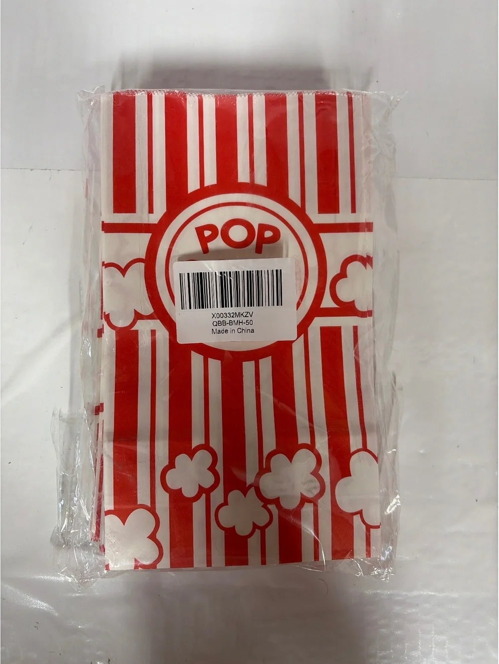 50 Pack Red and White Popcorn Bags with Flat Bottom and Leak Proof Design